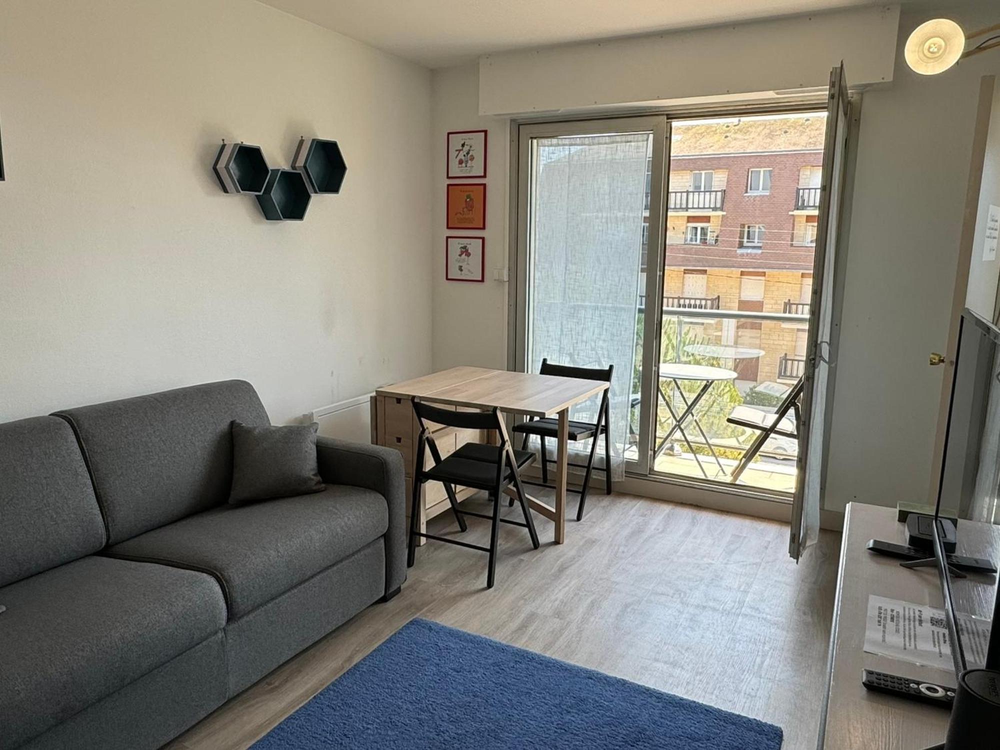 Studio Central A Cabourg Avec Balcon, Wifi Gratuit & Parking - Fr-1-487-372 Exterior photo